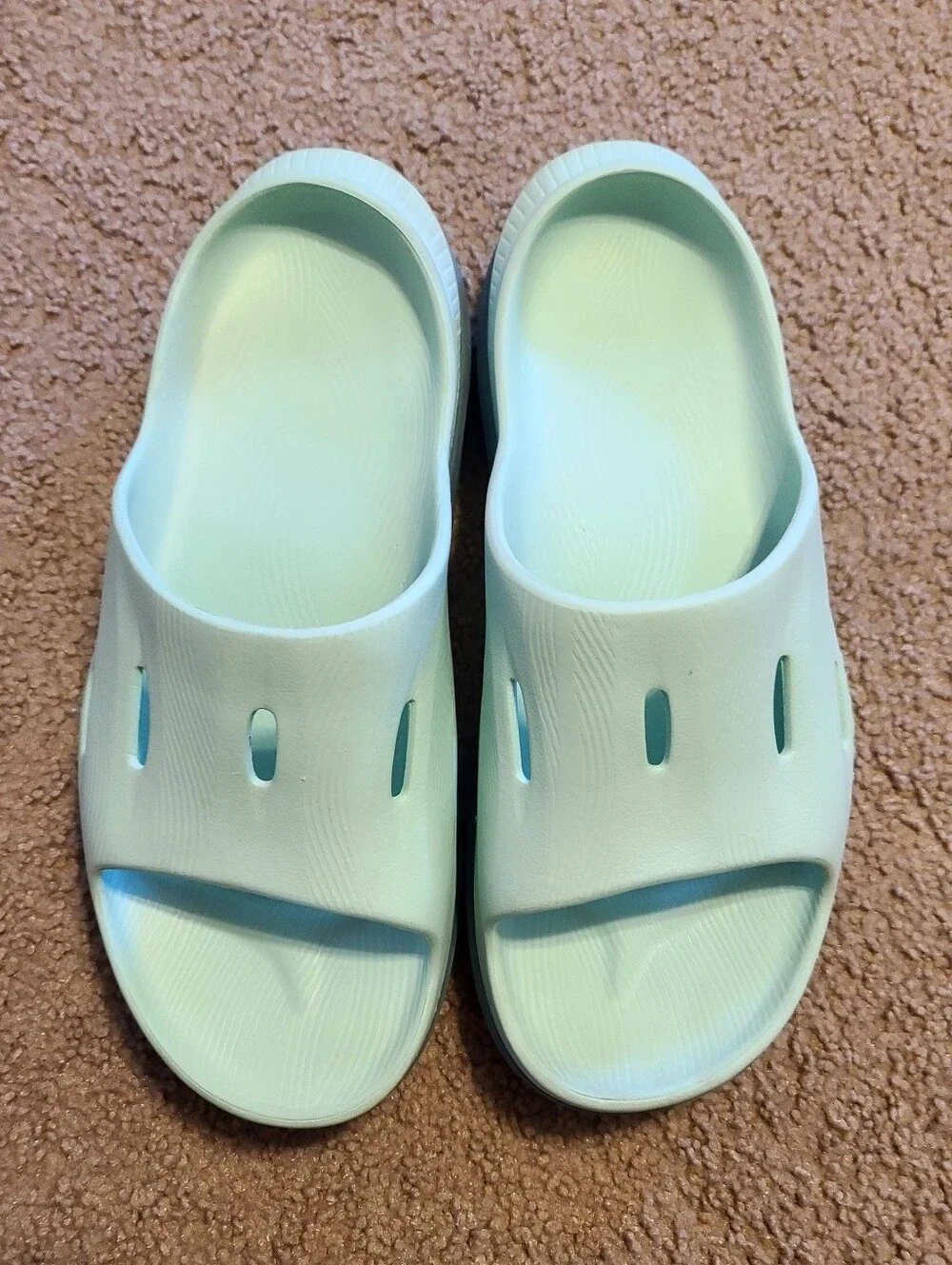 Men's 10, Hoka Slide Sandals - Mint Green Aqua Color.